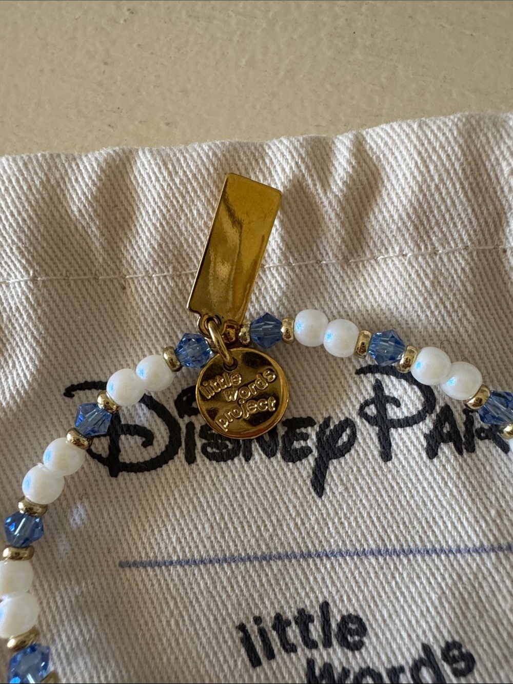 LWP Disneyland Exclusive - Picture 3 of 4